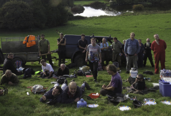Cerne Valley group lunch break with bacon butties November 2017